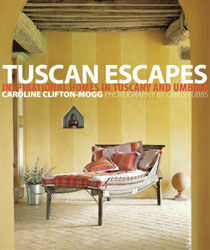 обложка книги Tuscan Escapes: Inspirational Homes in Tuscany and Umbria книга Tuscan Escapes: Inspirational Homes in Tuscany and Umbria, автор: Caroline Clifton-Mogg